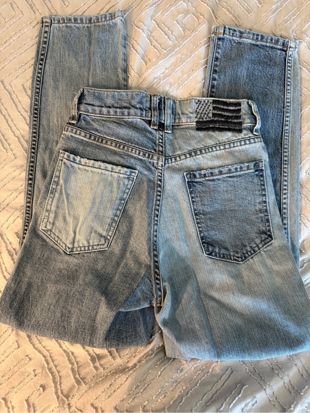REVICE 2-tone Blue Distressed Straight-Leg Jeans